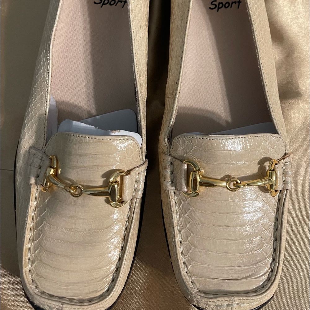 Ladies loafers
